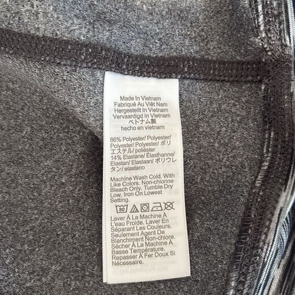 J Crew 1/4 Zip Training Running Long Sleeve Top Size S - Picture 11 of 11